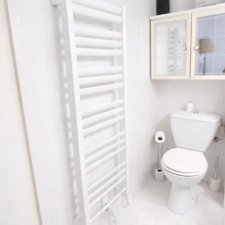 Apartment Cocoon Au Calme, Proche Et Centre Nizza